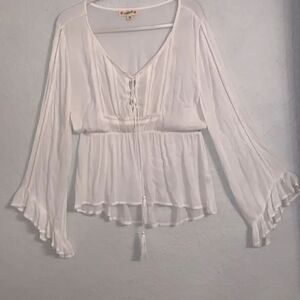 Magnolia Boutique White Rayon Boho Blouse Flare Sleeve Size M